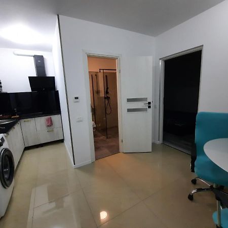 House Side By Side Apartment Brașov Exterior foto