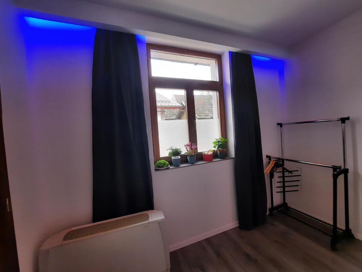 House Side By Side Apartment Brașov Exterior foto