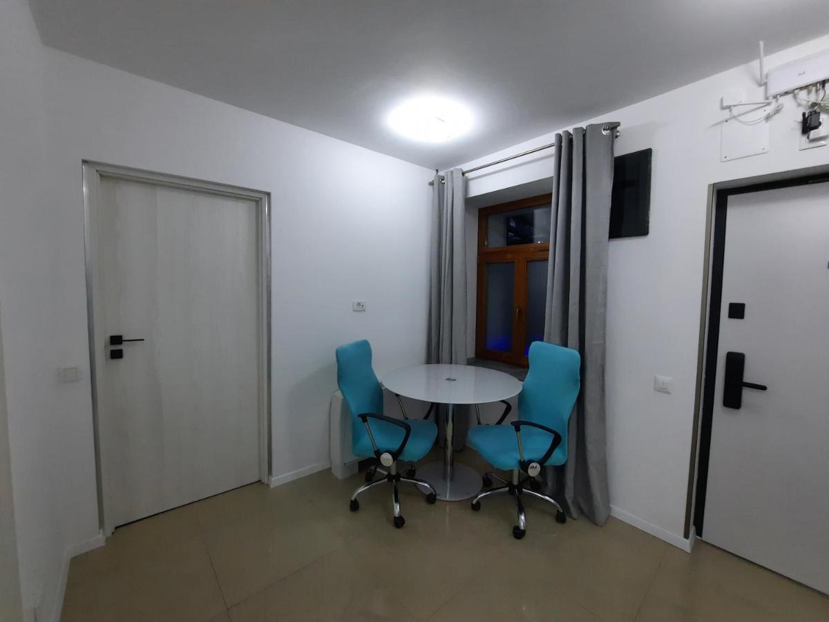 House Side By Side Apartment Brașov Exterior foto